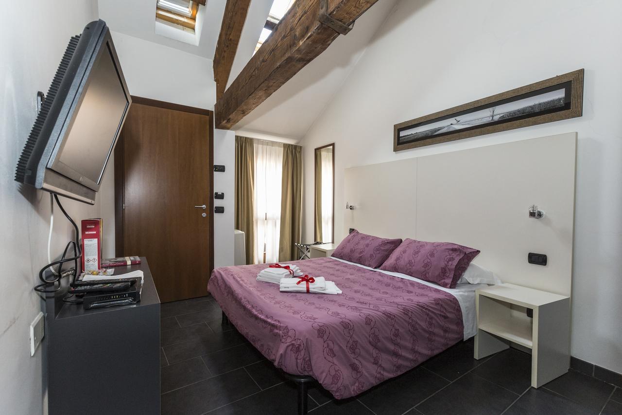 Zen Room Ferrara Eksteriør billede