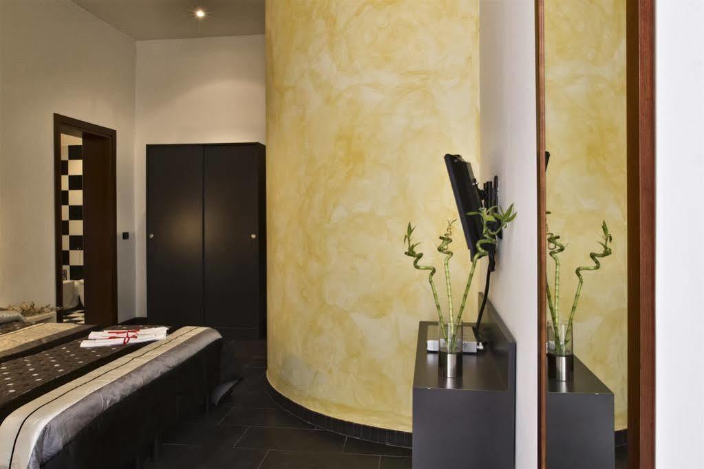 Zen Room Ferrara Eksteriør billede